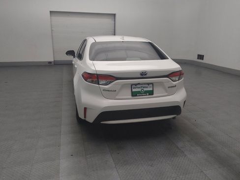 Used 2022 Toyota Corolla LE image 6