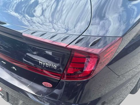 Certified 2023 Hyundai Sonata Limited FWD image 10