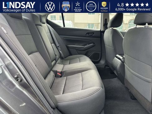 Used 2023 Nissan Altima 2.5 SV image 12