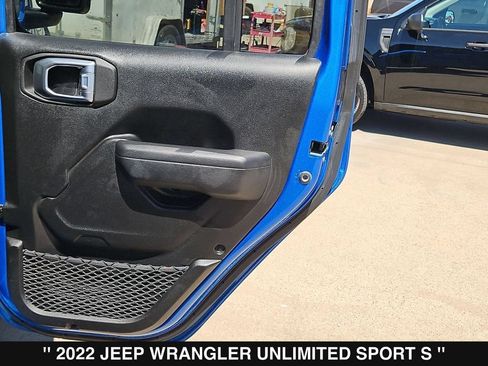 Used 2022 Jeep Wrangler Unlimited Sport AWD/4WD image 28