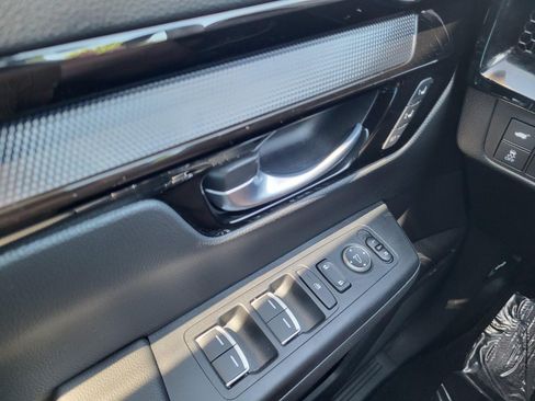 Used 2024 Honda CR-V Sport Touring image 21