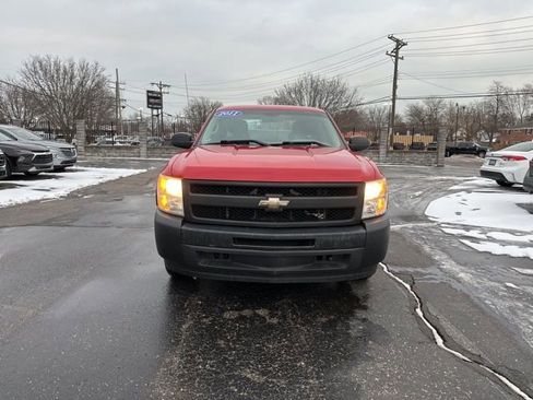 Used 2011 Chevrolet Silverado 1500 W/T image 2