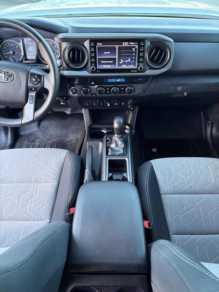 Used 2021 Toyota Tacoma TRD Off-Road w/ Technology Package AWD/4WD image 9