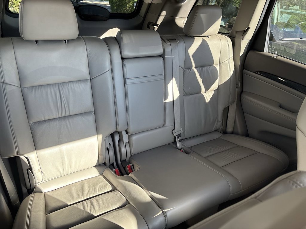 Used 2012 Jeep Grand Cherokee Laredo AWD/4WD image 32