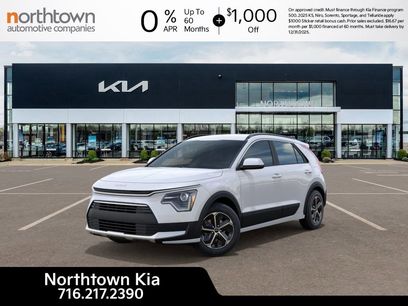 New 2025 Kia Niro LX