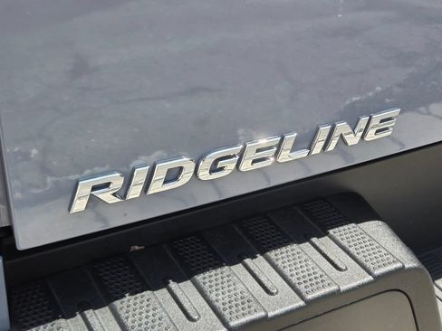 Used 2023 Honda Ridgeline Sport image 14