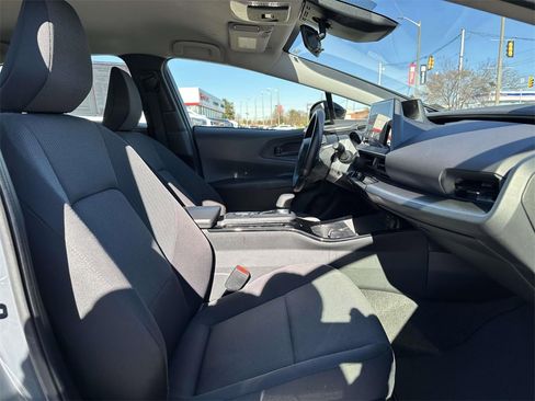 Certified 2023 Toyota Prius LE image 14