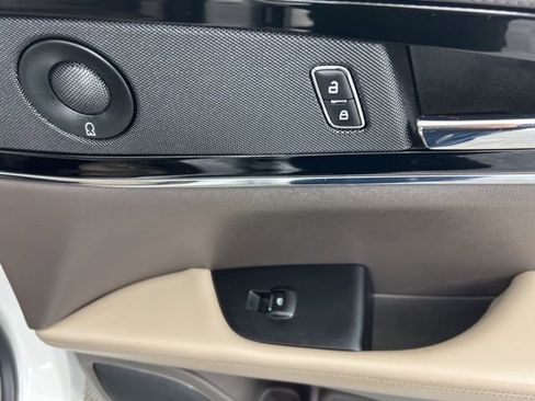 Used 2023 Lincoln Nautilus Reserve w/ Equipment Group 201A image 25