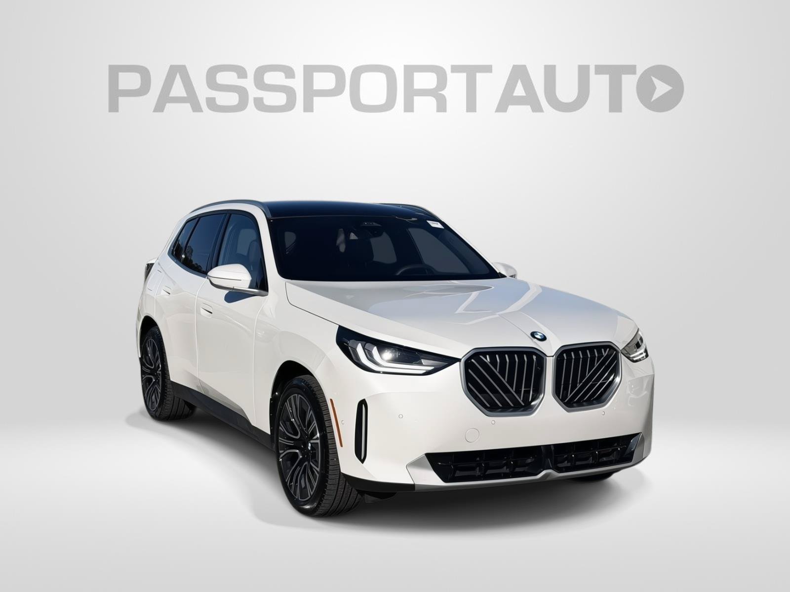 Used 2025 BMW X3 xDrive30i AWD/4WD image 3