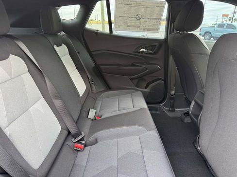 New 2026 Chevrolet Trax RS w/ Sunroof Package image 9