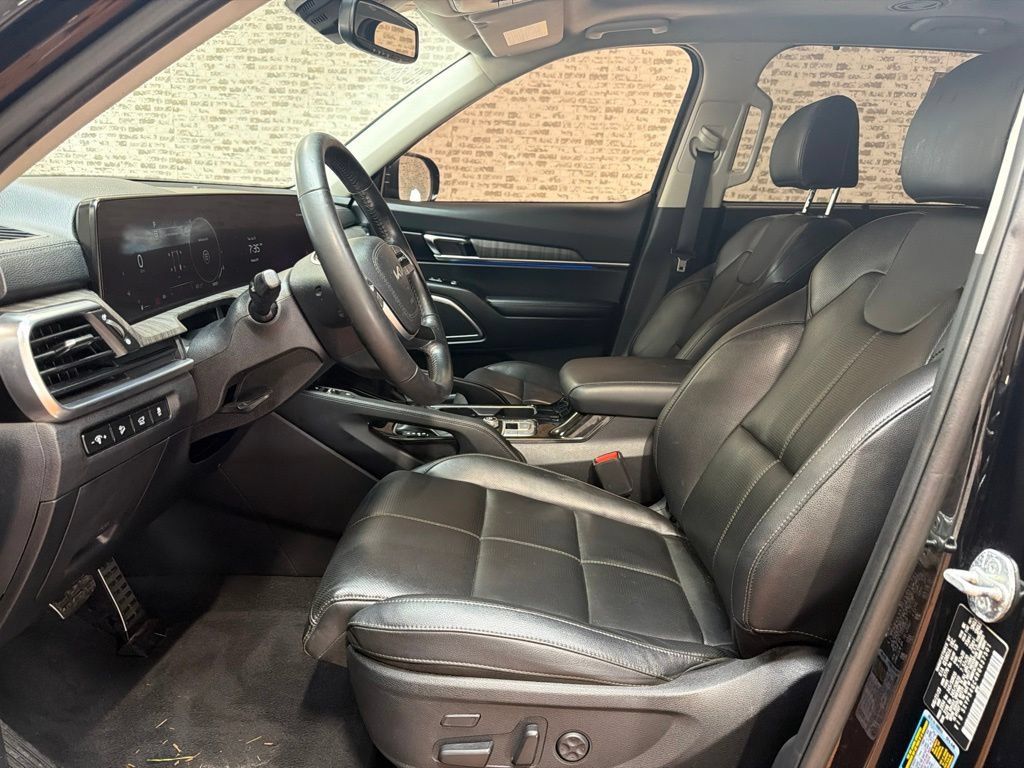 Used 2024 Kia Telluride SX FWD image 24