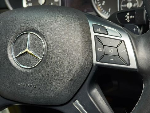 Used 2016 Mercedes-Benz GL 450 4MATIC image 43