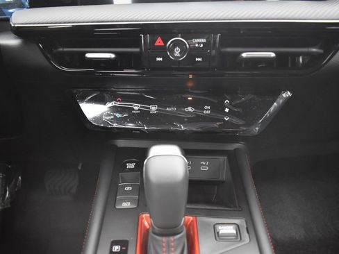 New 2026 Nissan Kicks SR w/ Illumination Package FWD image 11