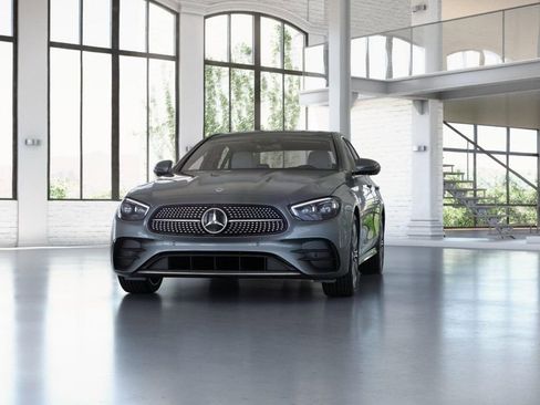 Used 2023 Mercedes-Benz E 450 4MATIC Sedan image 43