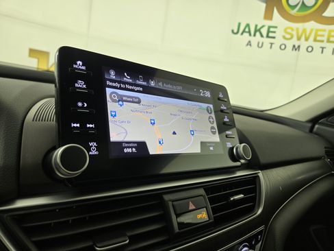 Used 2020 Honda Accord Touring image 20
