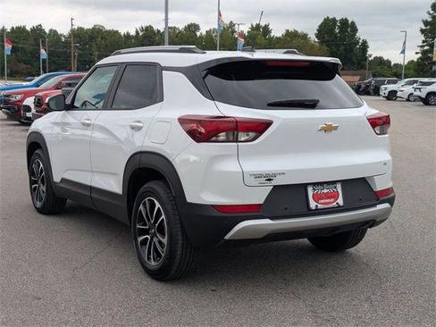 New 2026 Chevrolet TrailBlazer LT w/ Convenience Package image 5