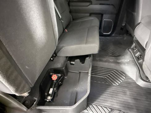 Used 2022 Chevrolet Silverado 1500 LT image 37