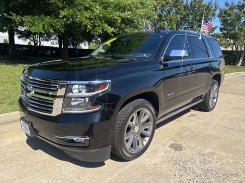 Used 2015 Chevrolet Tahoe LTZ AWD/4WD image 4