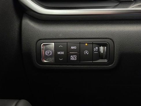 New 2026 GMC Terrain Denali w/ LPO, Floor Liner Package AWD/4WD image 23