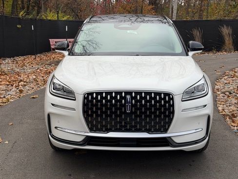 New 2026 Lincoln Corsair Grand Touring image 8