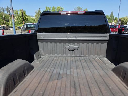 Used 2024 Chevrolet Silverado 1500 LT w/ Protection Package AWD/4WD image 18