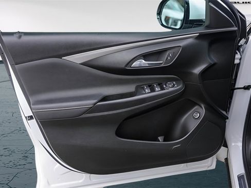 Certified 2024 Buick Envista Avenir image 26