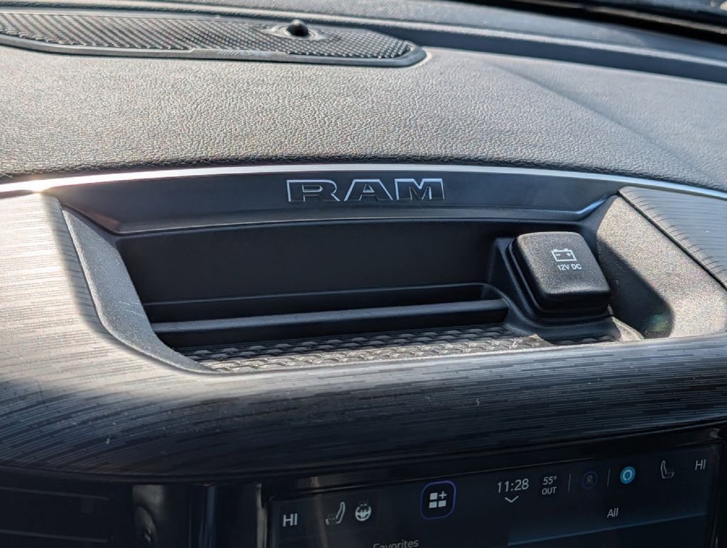 Used 2024 RAM 1500 Laramie AWD/4WD image 60
