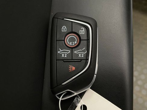 Used 2020 Chevrolet Corvette Stingray Premium Cpe w/ 3LT Preferred Equipment Group image 31