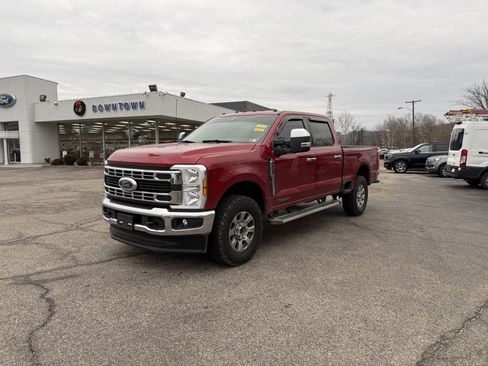 Used 2024 Ford F250 XLT image 5