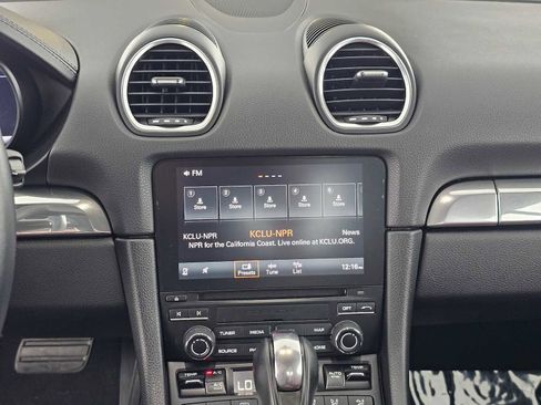 Used 2022 Porsche 718 Cayman w/ Premium Package image 22