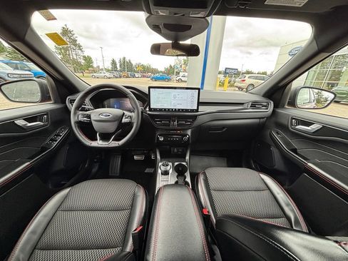 Used 2024 Ford Escape ST-Line w/ Tech Pack #1 AWD/4WD image 22