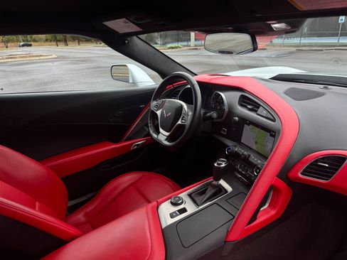 Used 2016 Chevrolet Corvette Z06 w/ 3LZ Preferred Equipment Group image 36