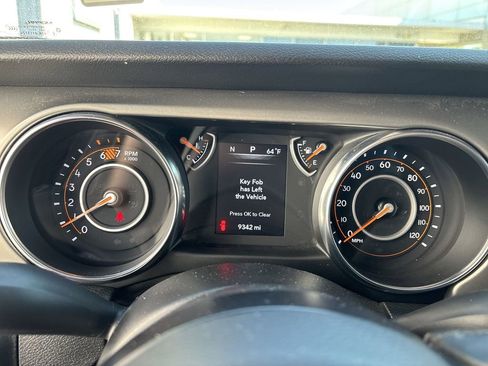 Used 2021 Jeep Wrangler Unlimited Sport AWD/4WD image 10