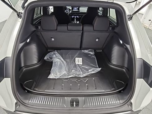 Used 2023 Honda HR-V Sport image 32