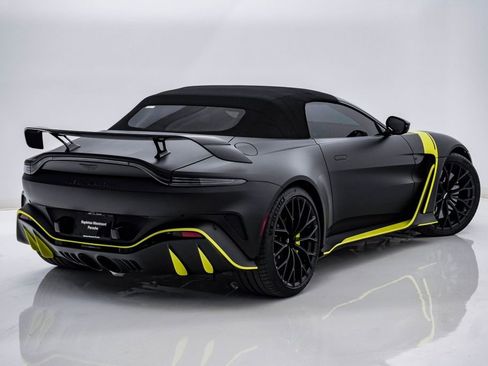 Used 2023 Aston Martin V12 Vantage Roadster image 10