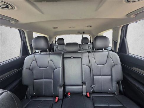 Used 2020 Kia Telluride EX image 13