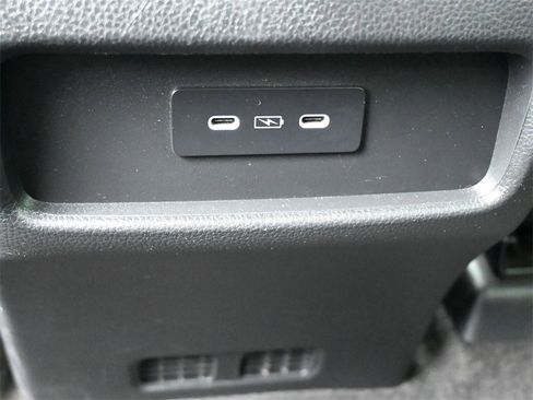 Used 2024 Honda Pilot EX-L image 17