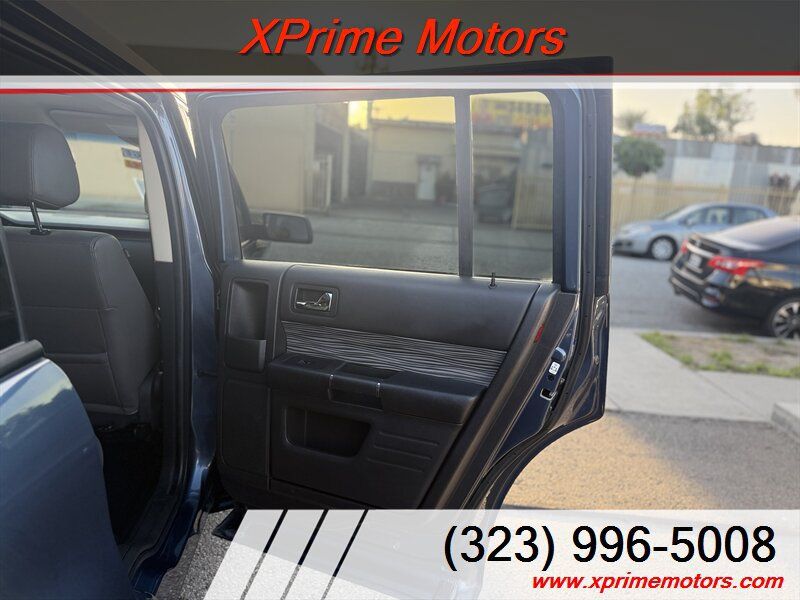 Used 2019 Ford Flex SEL FWD image 30