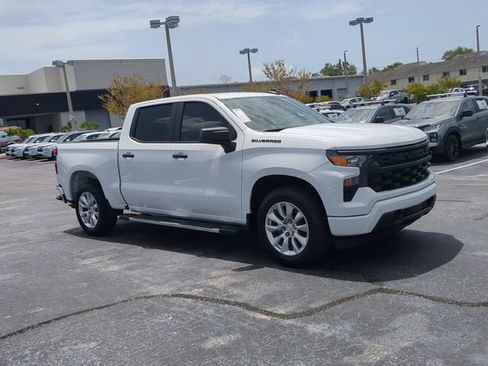 Used 2024 Chevrolet Silverado 1500 Custom RWD image 4