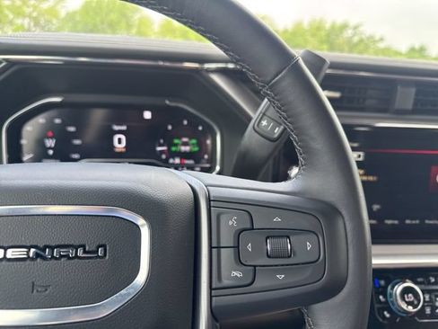 Used 2025 GMC Sierra 2500 Denali Ultimate w/ Max Trailering Package AWD/4WD image 24