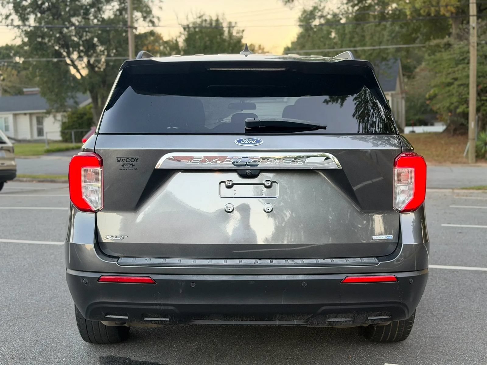 Used 2020 Ford Explorer XLT AWD/4WD image 6