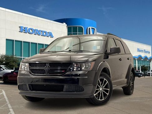 Used 2018 Dodge Journey SE w/ Popular Equipment Group image 1