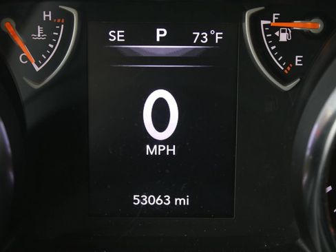 Used 2022 Jeep Wrangler Sport AWD/4WD image 2