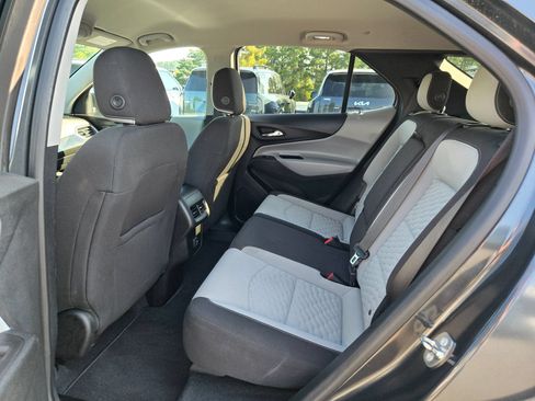 Used 2019 Chevrolet Equinox LS w/ LS Convenience Package AWD/4WD image 36