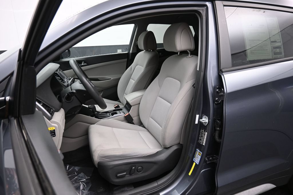 Used 2017 Hyundai Tucson SE w/ SE Popular Package 02 FWD image 21
