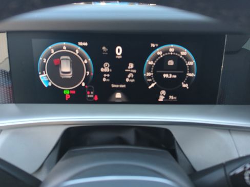 New 2026 Volkswagen Tiguan SE R-Line FWD image 10