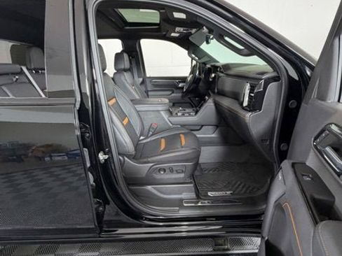 Used 2024 GMC Sierra 2500 AT4 w/ AT4 Premium Plus Package AWD/4WD image 6