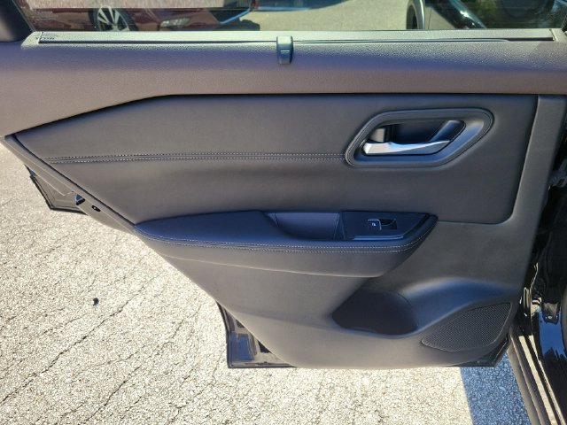 Used 2023 Nissan Rogue SL w/ SL Premium Package AWD/4WD image 11