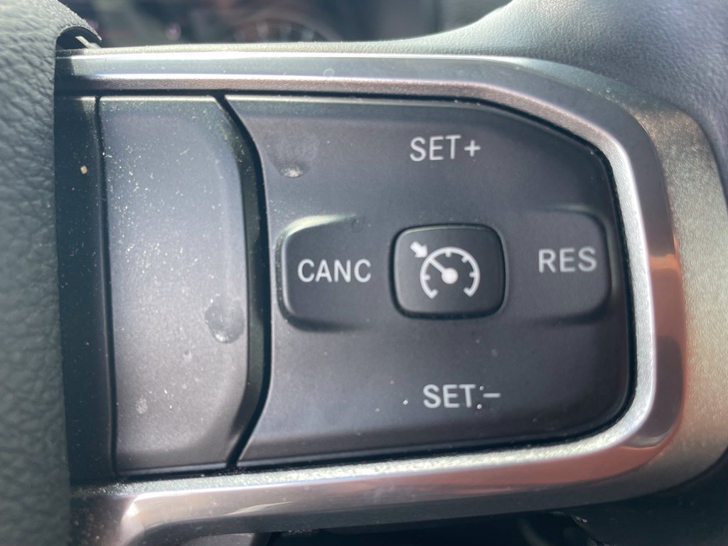 Used 2022 RAM 1500 Laramie w/ Sport Appearance Package AWD/4WD image 9