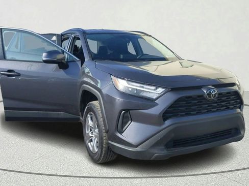 Used 2024 Toyota RAV4 XLE image 8
